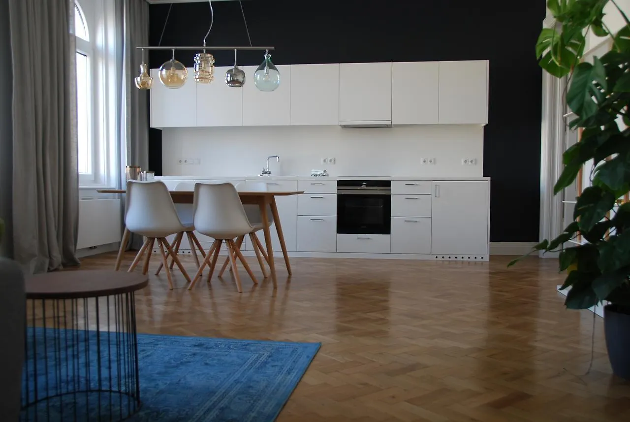 My Home In Vienna - Smart Apartments - Margareten 0*,  Austria